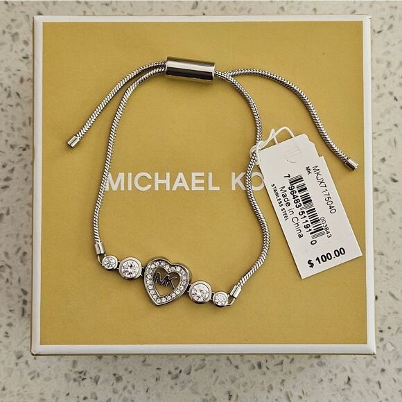 Michael Kors, Beautiful, fully adjustable Heart Bracelet. NWT - Picture 4 of 5